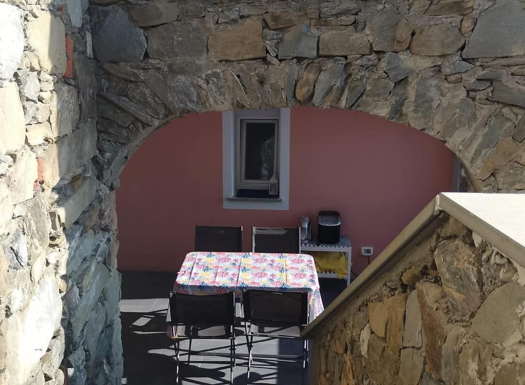 L'Incanto Divino Di Fronte Solo L'Orizzonte! Riomaggiore Room photo